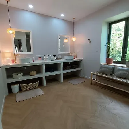 Villa Maison Près Des Cévennes Avec Piscine Pour 10 Personnes